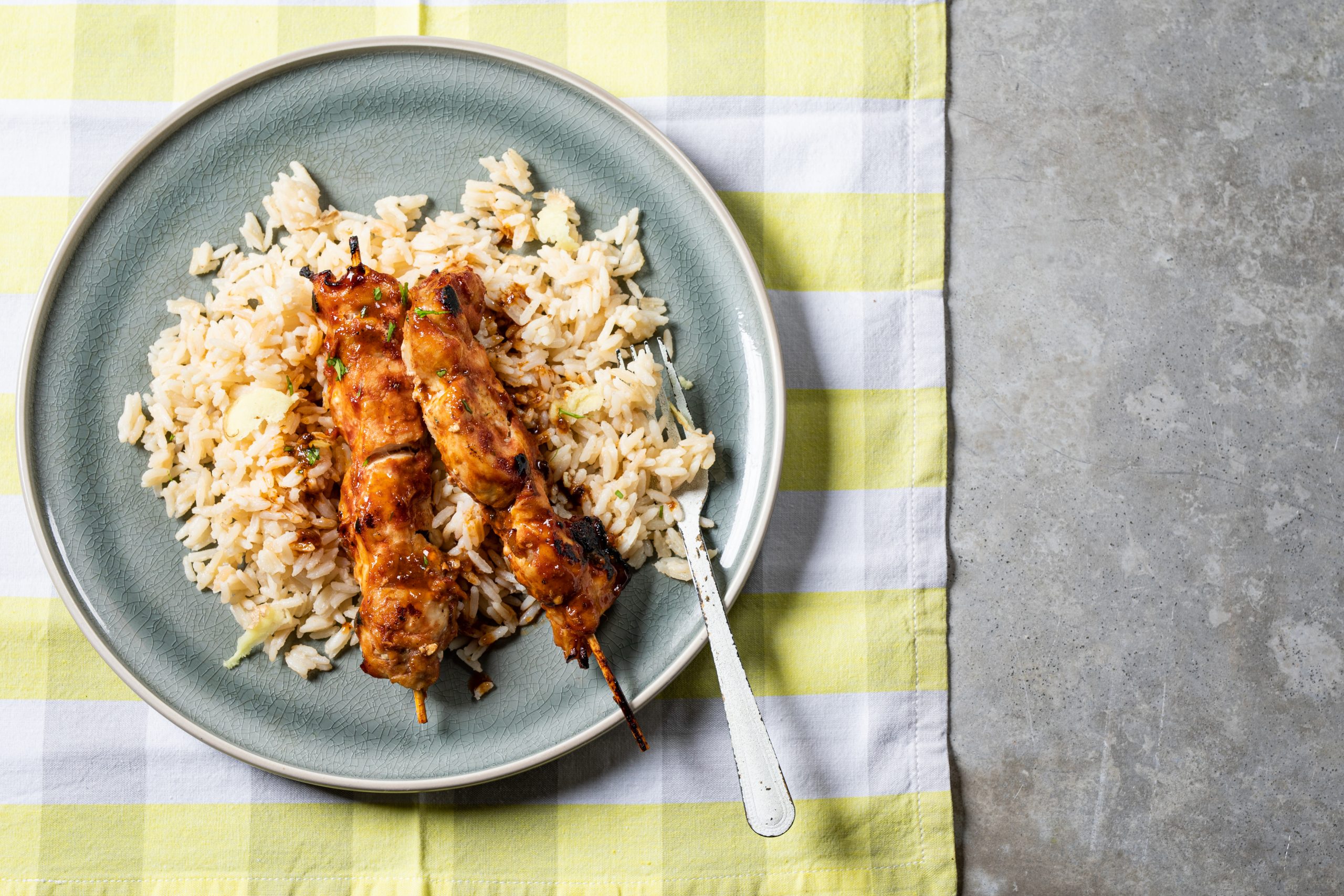 chicken skewers and rice